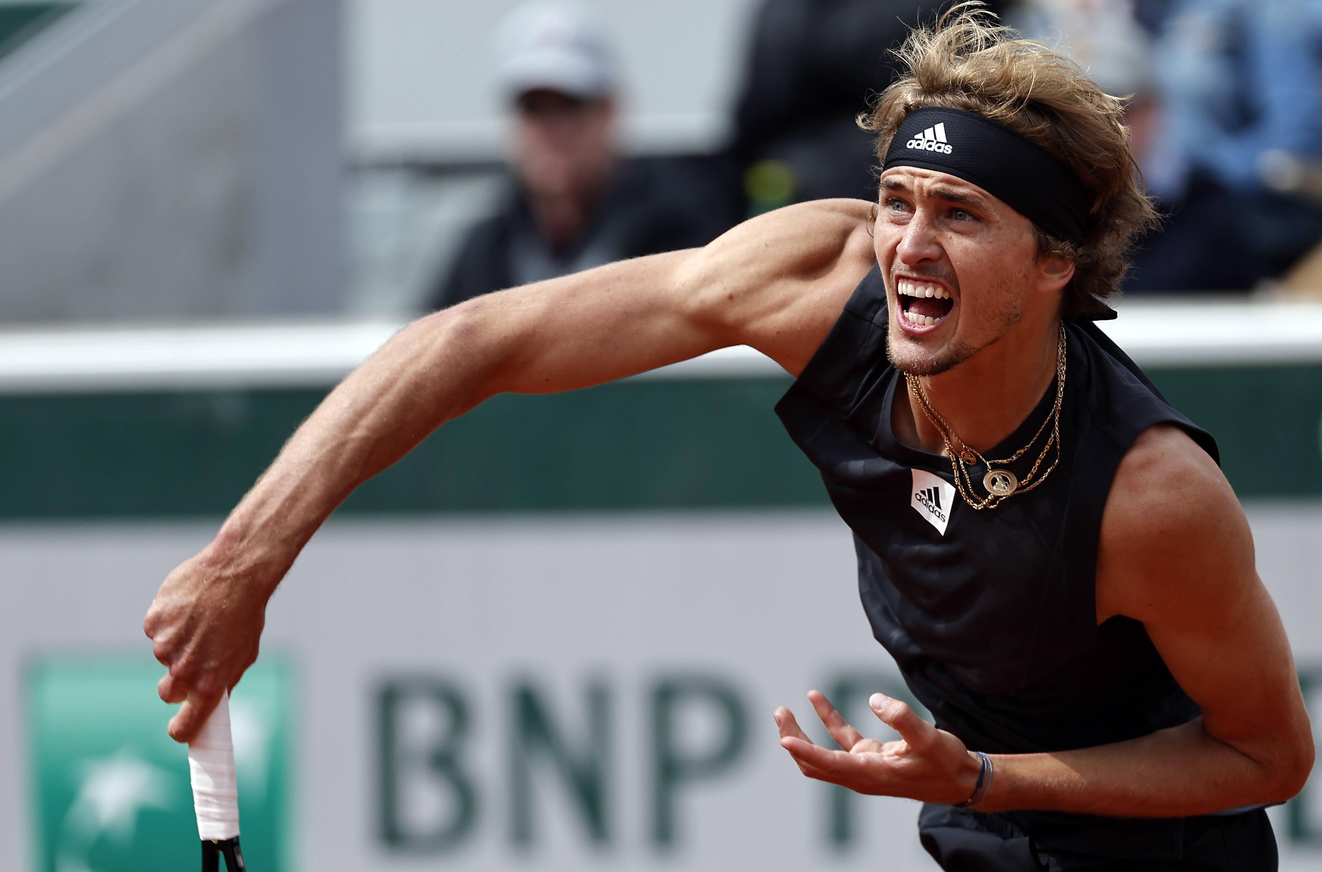 开云体育登录-西班牙网球队鏖战法国网球队，兹维列夫送出助攻的简单介绍