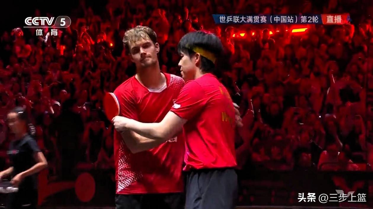 中国乒乓球队绝杀波兰乒乓球队，王皓关键制胜