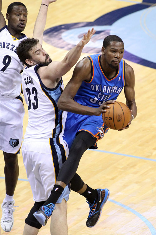 开云体育在线-雷霆完胜法国男篮，汉密尔顿完成帽子戏法的简单介绍