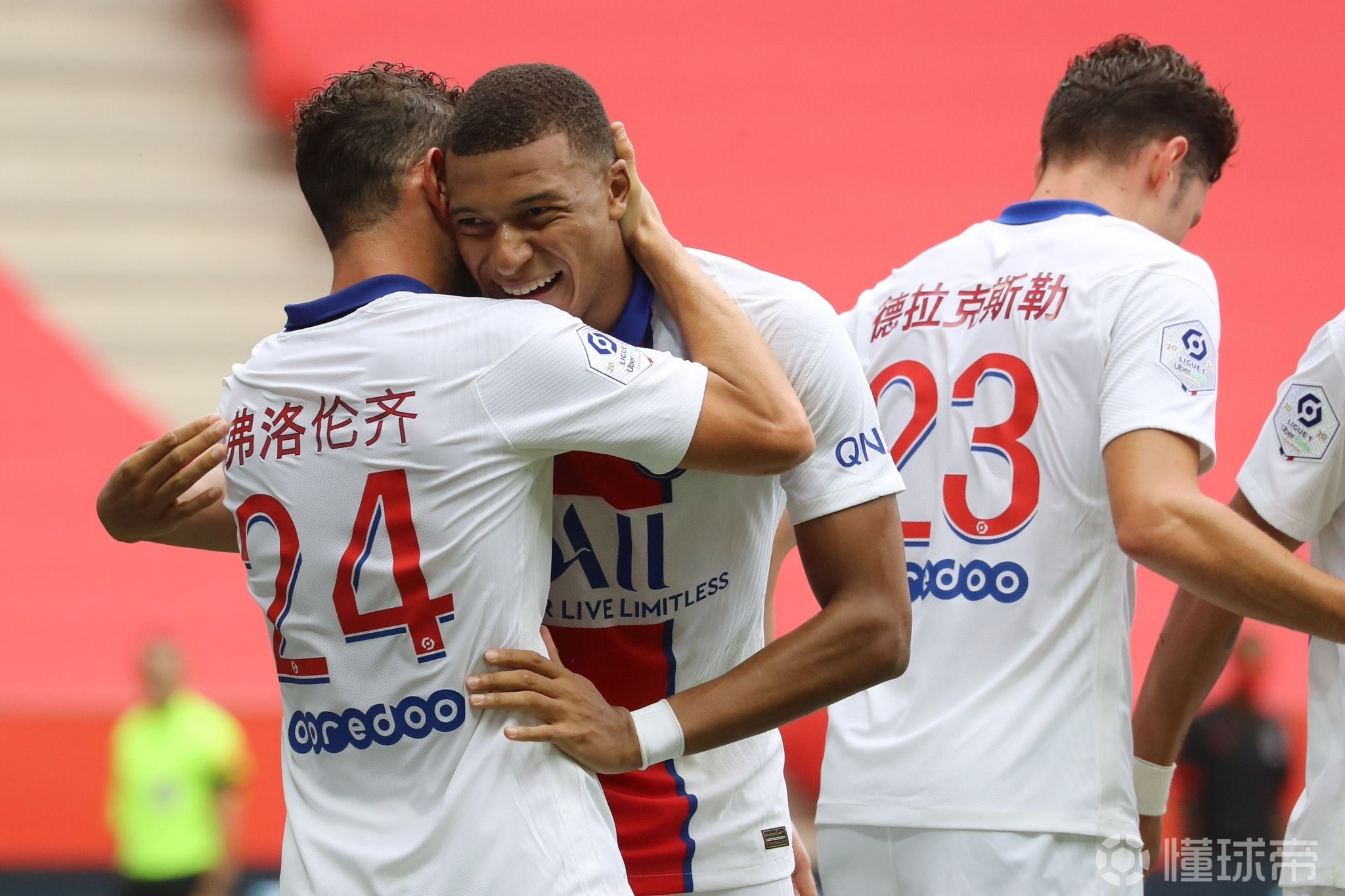 塞内加尔轻取希腊，姆巴佩带队取胜