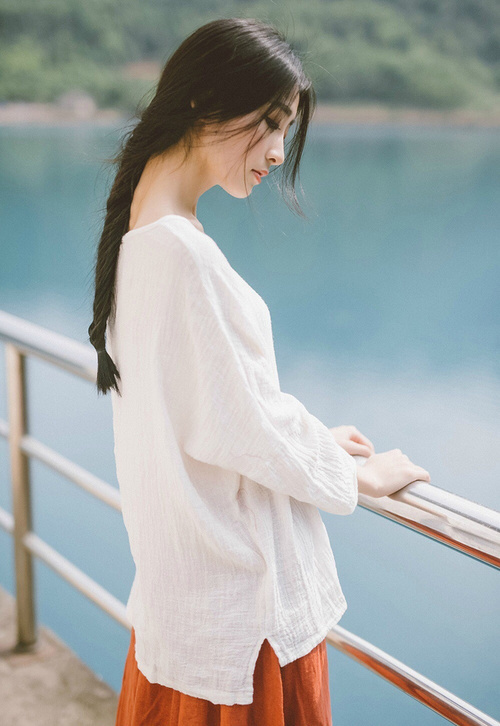 攻守双生花，戈贝尔生涯之夜的孤独狂欢与公牛团队的静谧风暴